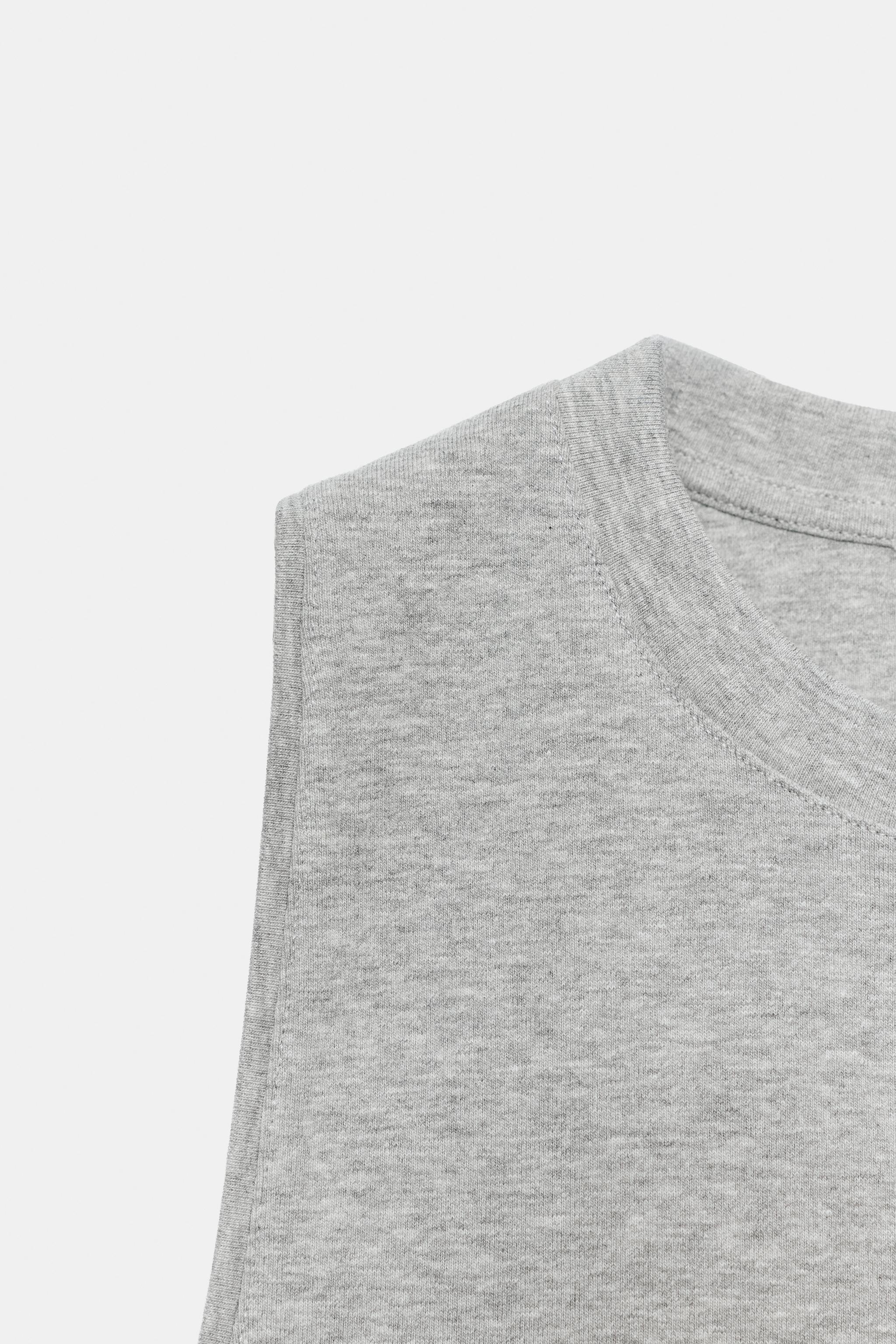SLEEVELESS TOP WITH SEAM DETAIL