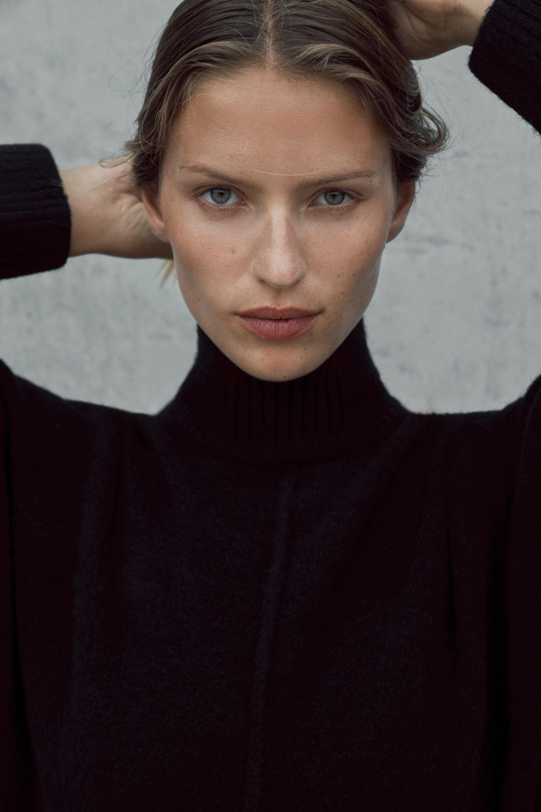 SOFT KNIT SHORT DRESS