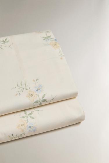 SATEEN FLORAL BOUQUET FLAT SHEET - Yellow by Zara - Image 3