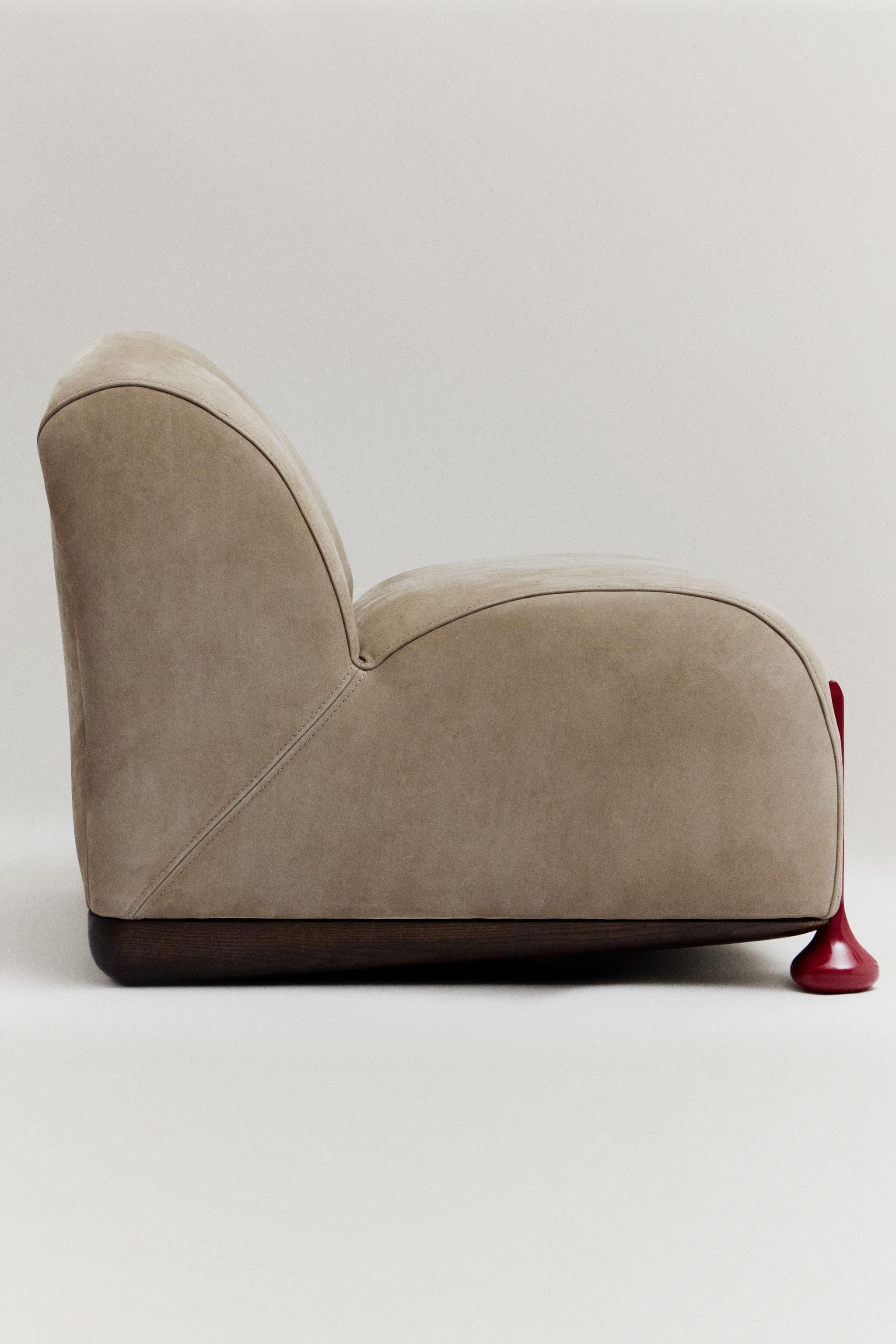 THE SCHWELLEN LOUNGECHAIR