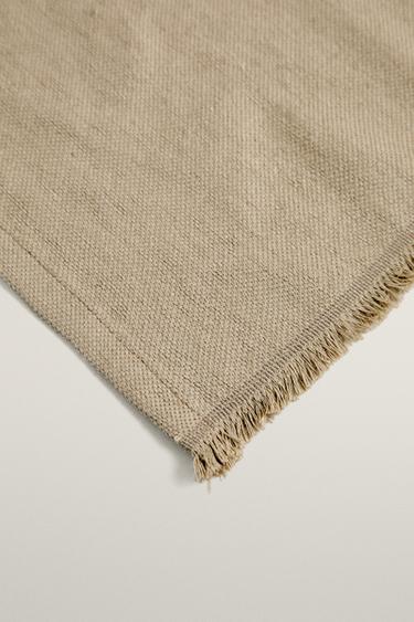 MANTA MULTIUSOS LISA - Beige claro de Zara