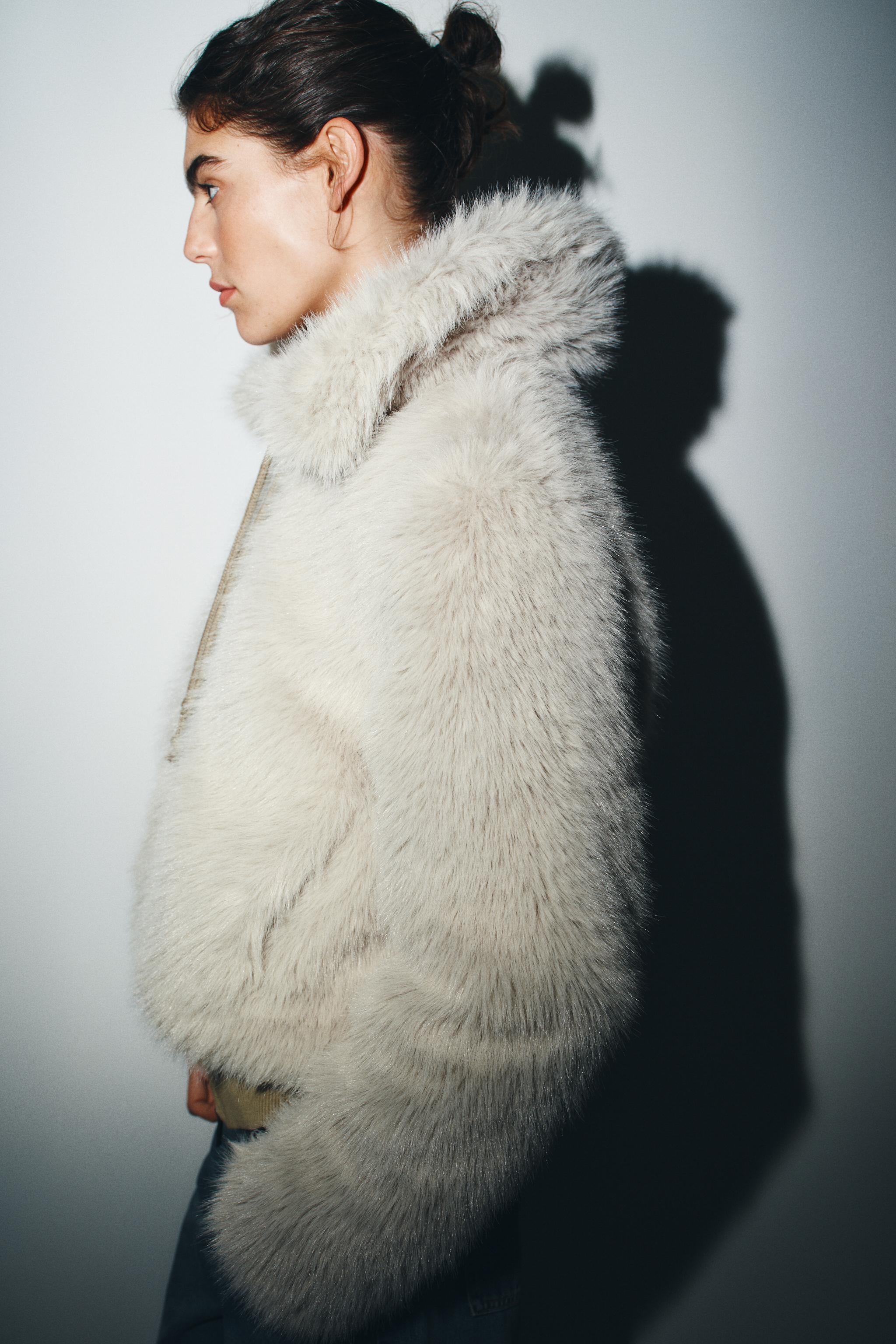 MANTEAU COURT EFFET FOURRURE ZIP