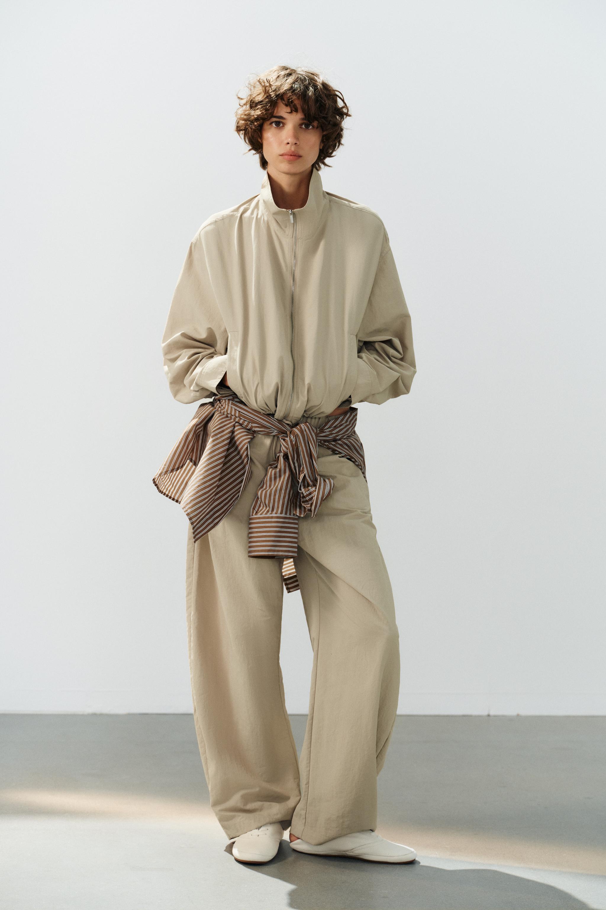 TECHNICAL FABRIC ELASTIC PANTS — Straw