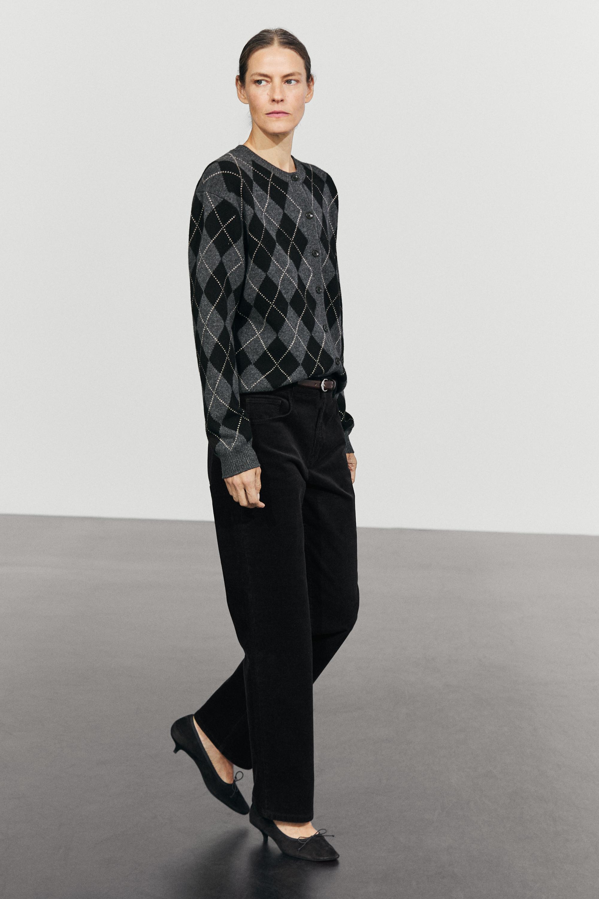 Mid-waist slim straight needlecord pants