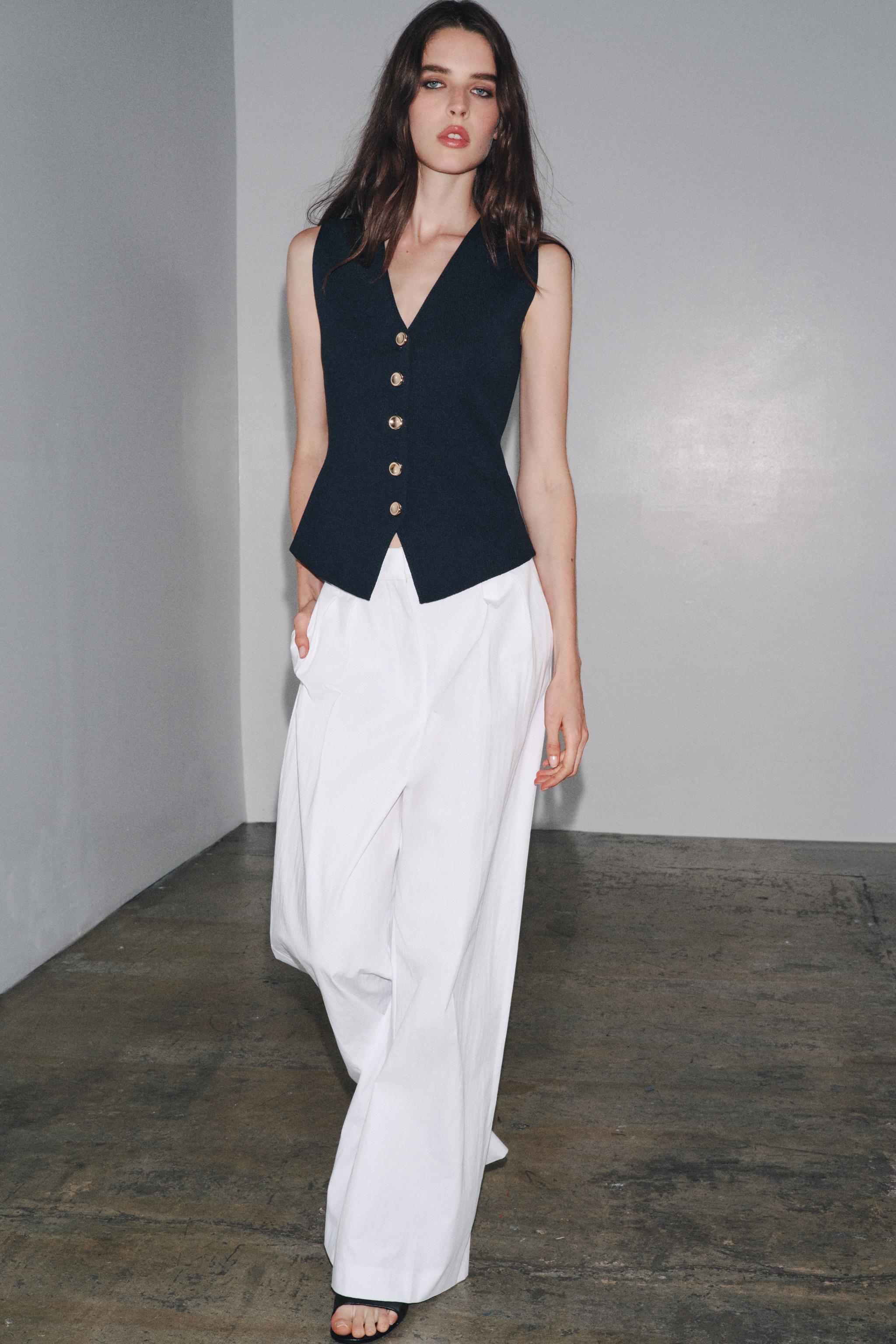TOP GILET EN MAILLE UNI