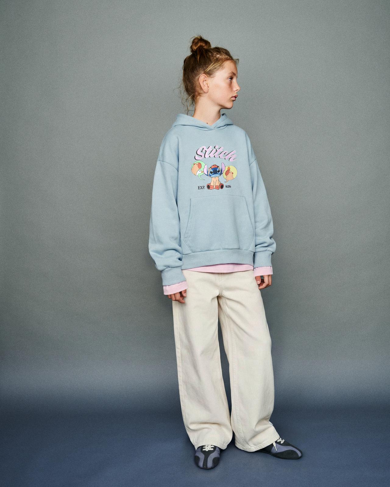 LILO & STITCH © DISNEY HOODIE — Light blue