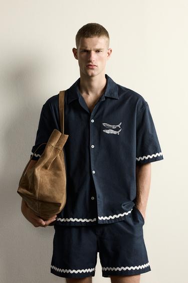 Zara RELAXED FIT FISH EMBROIDERED SHIRT - Navy blue