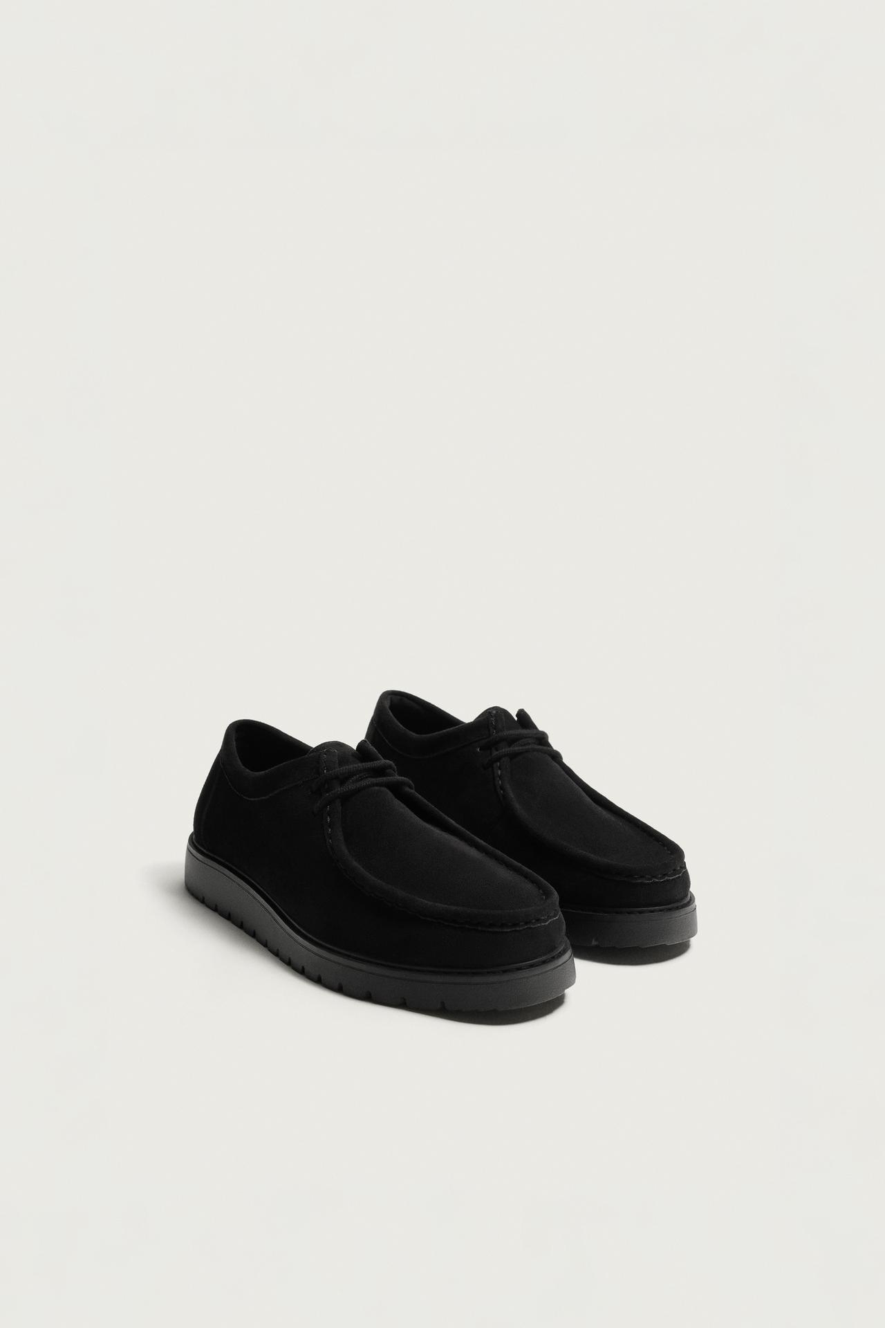APRON-TOE LACE-UP SHOES — Black