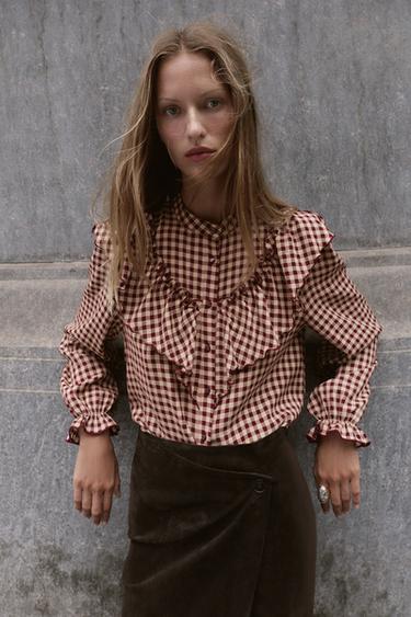 BLOUSE À CARREAUX VICHY ET VOLANTS - Bordeaux de Zara - Image 4
