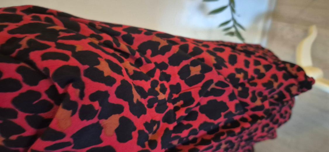 DRAPED ANIMAL PRINT BLOUSE - Image 3