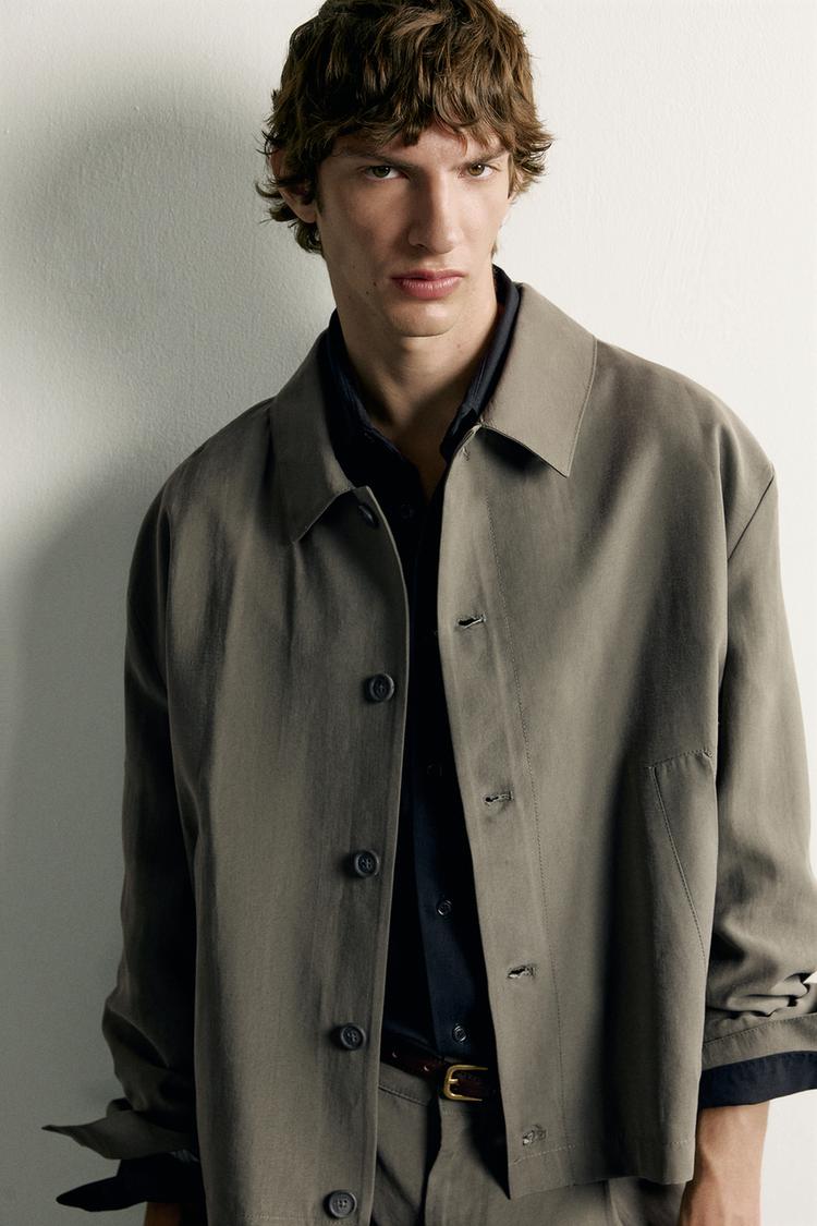 OVERSHIRT DE CORTE BOXY FLUIDO 6