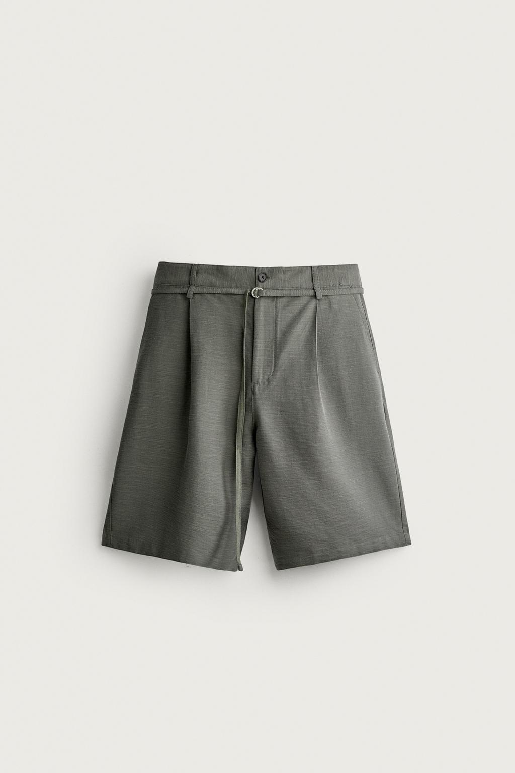RELAXED FIT BERMUDA SHORTS WITH BELT