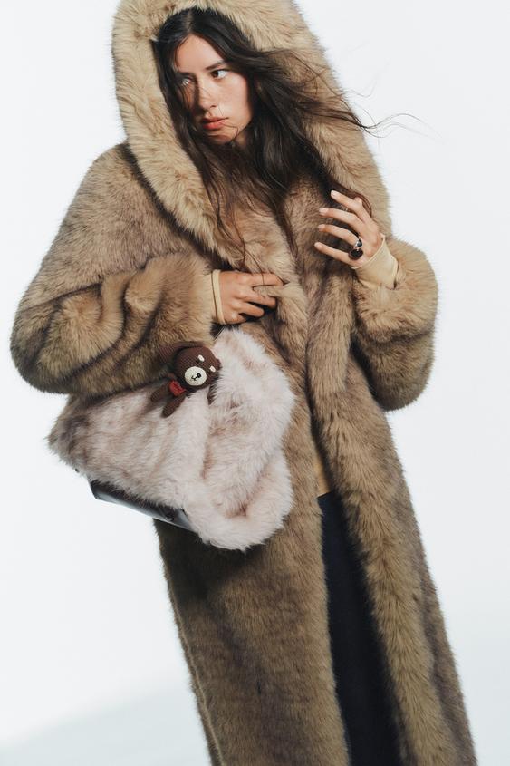 PUPPY CHARM KEYCHAIN