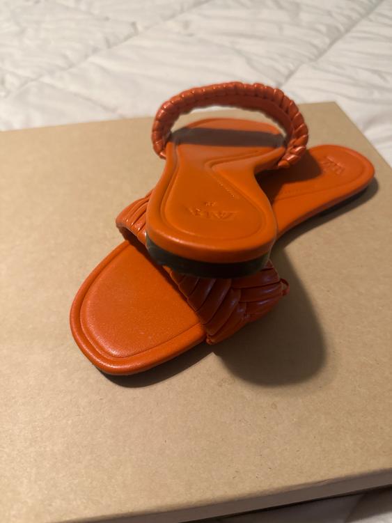 QUILTED FLAT SLIDES - Image 3