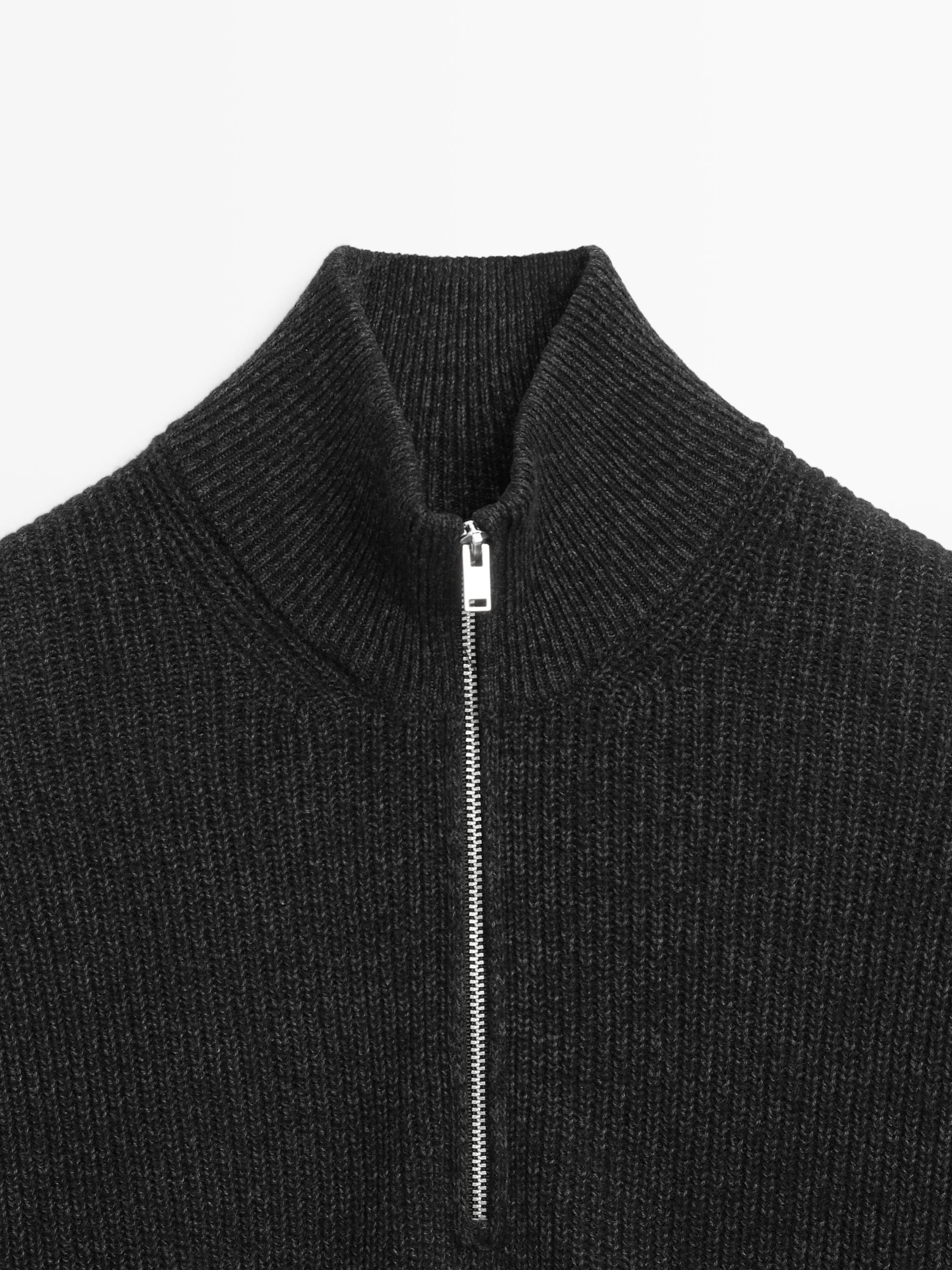 Mock neck knit sweater with zip