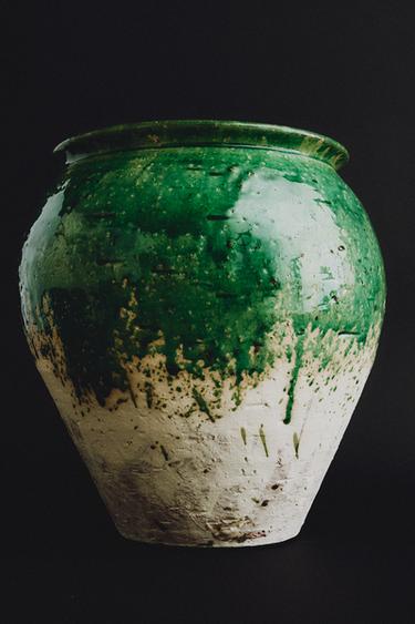 VASE CÉRAMIQUE VIEILLI - Vert / Écru de Zara - Image 5