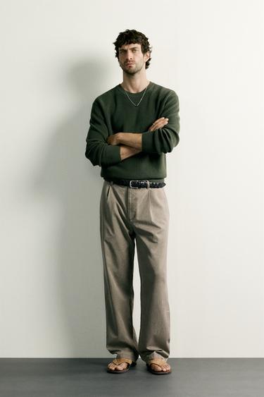 RELAXED FIT PLEATED CHINO TROUSERS - GREEN by Zara