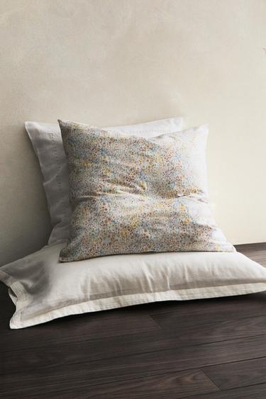 TAIE D’OREILLER SATIN MINI-FLEURS - Blanc cassé de Zara - Image 5