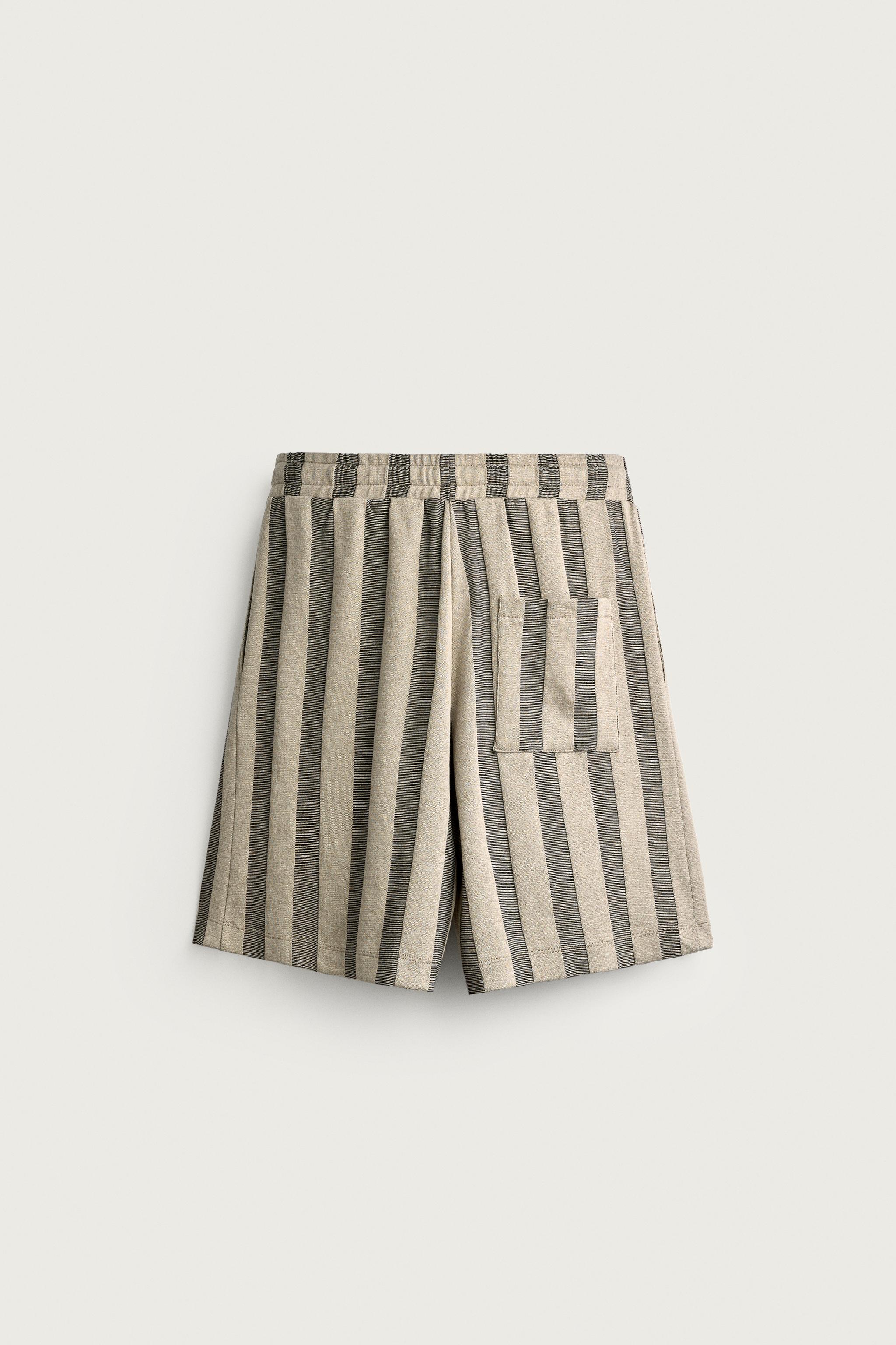 BERMUDA JACQUARD À RAYURES ET PLIS