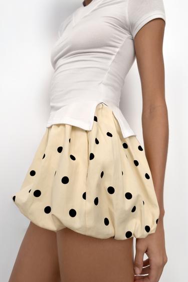 T-SHIRT COL V BAS ASYMÉTRIQUE - Blanc de Zara - Image 5