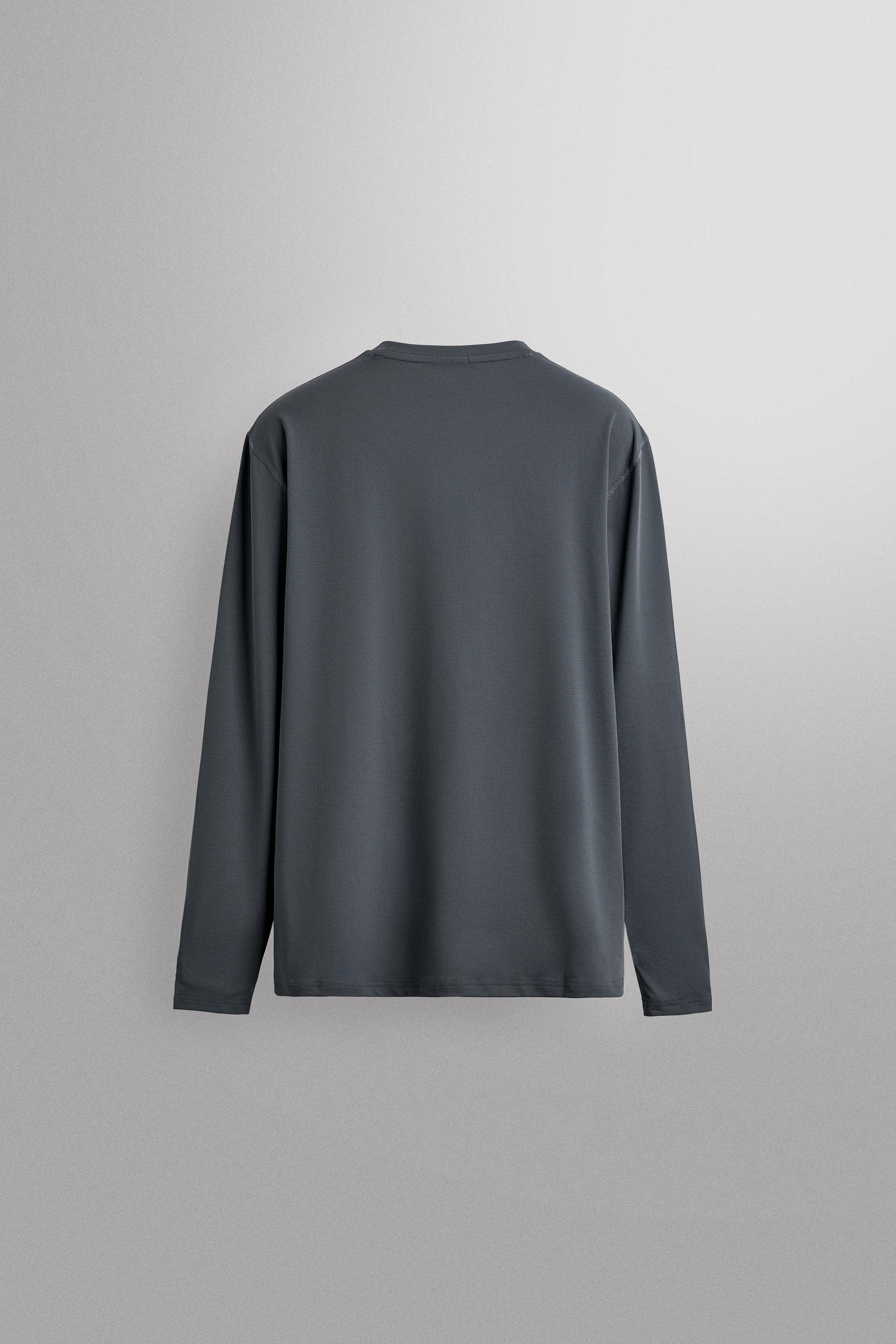 T-SHIRT TECHNIQUE BASIQUE MANCHES LONGUES