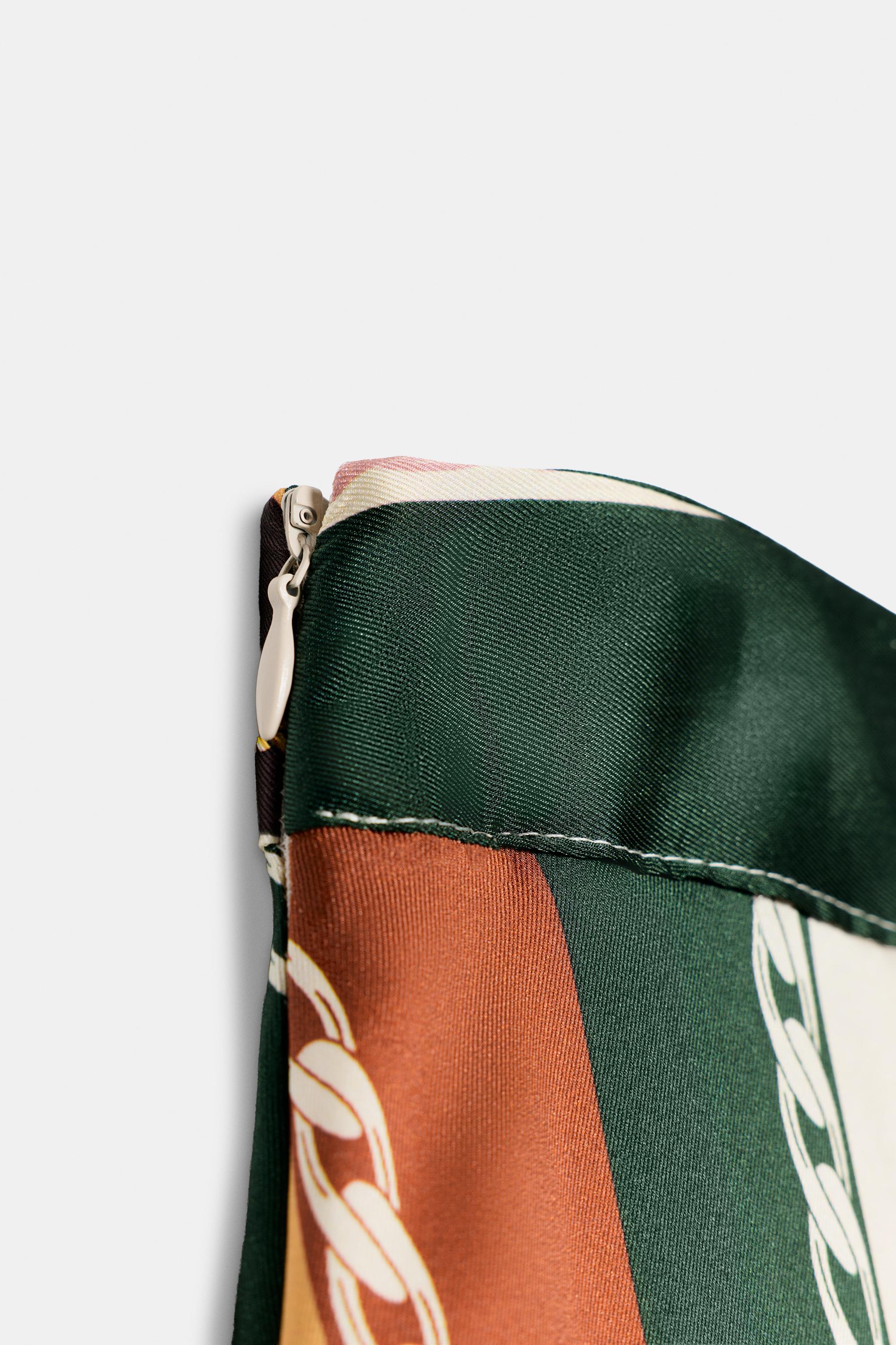 PRINTED ASYMMETRIC SKIRT