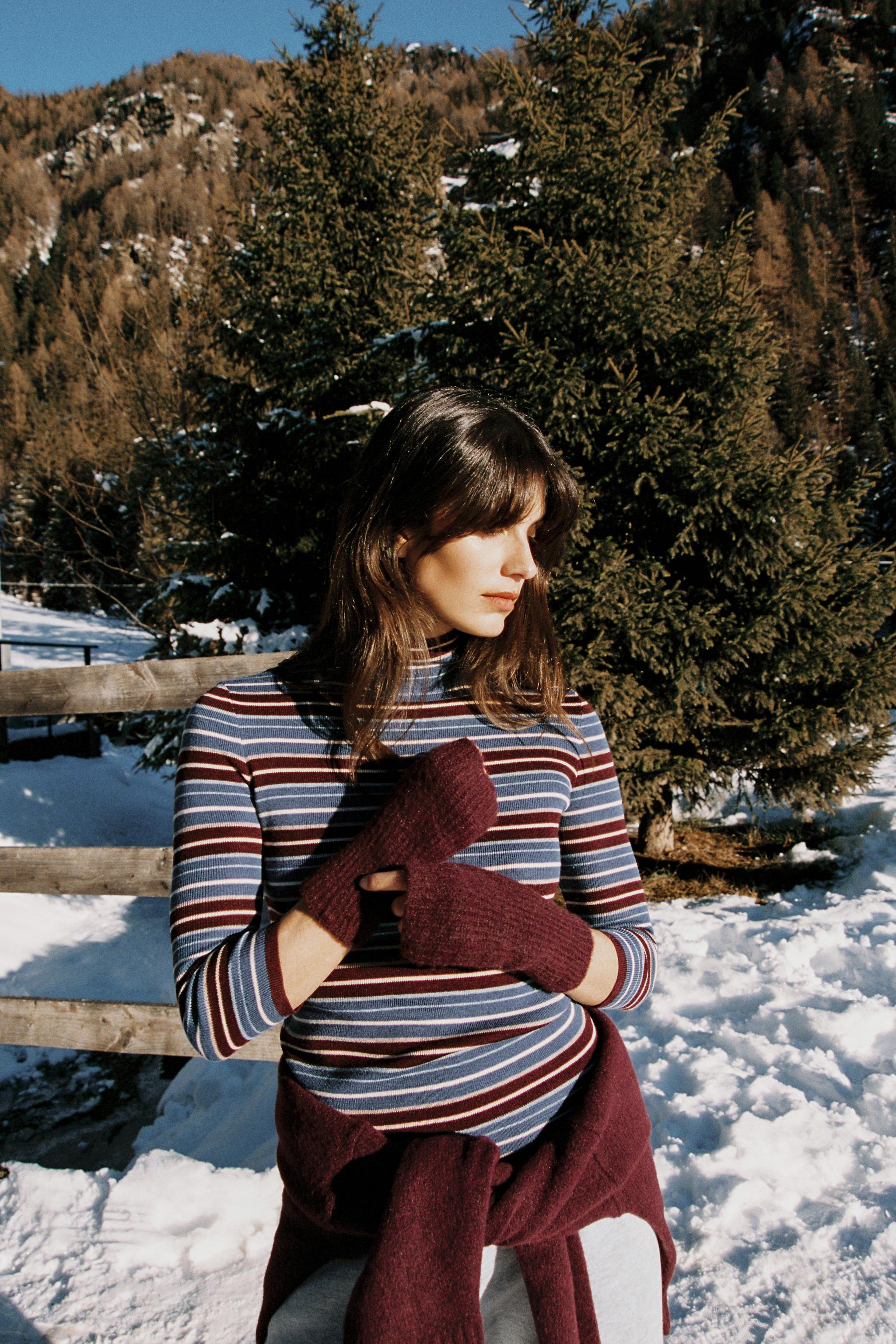 PULL EN MAILLE À RAYURES