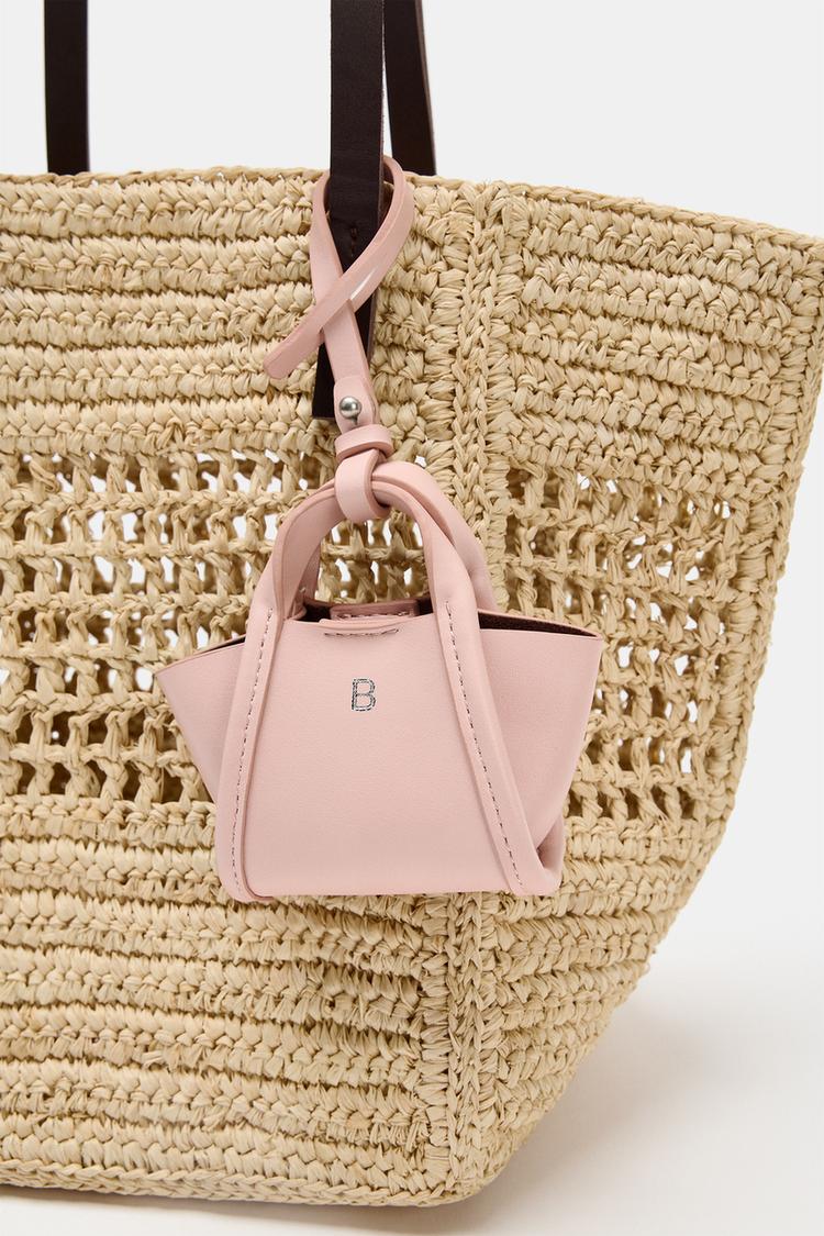 ENCANTO DE BOLSO MINI 7