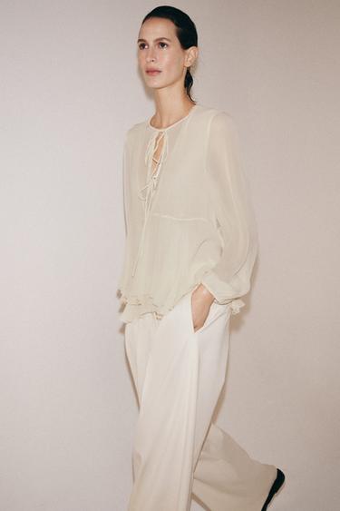 BLOUSE À VOLANTS ZW COLLECTION - Écru de Zara - Image 4