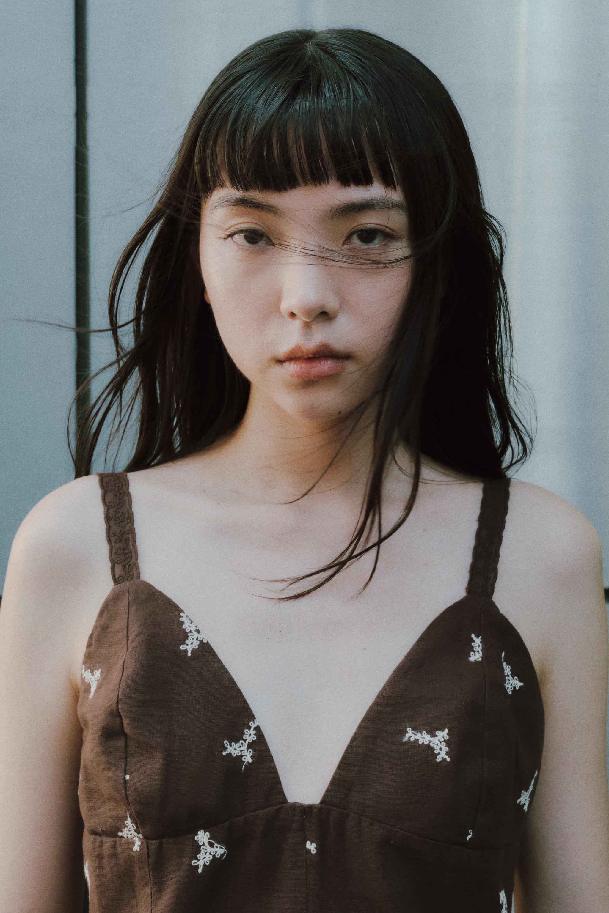 タグ付き❤️ZARA リボン刺繍トップス【S】アイボリー系の色　シェル　リボン トップス – レディース リボントップス | ZARA 日本