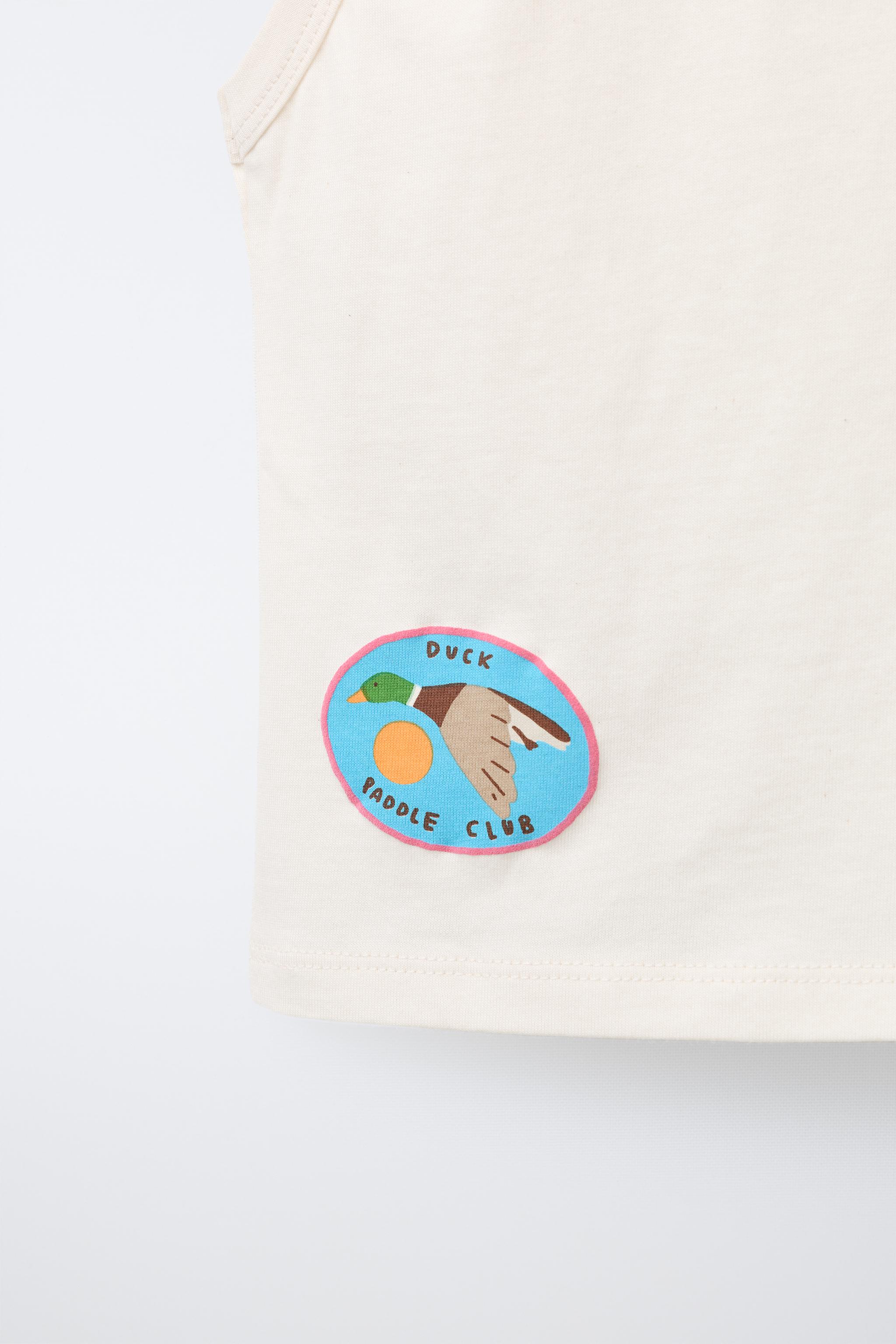 SLEEVELESS T-SHIRT WITH DUCK PATCHES