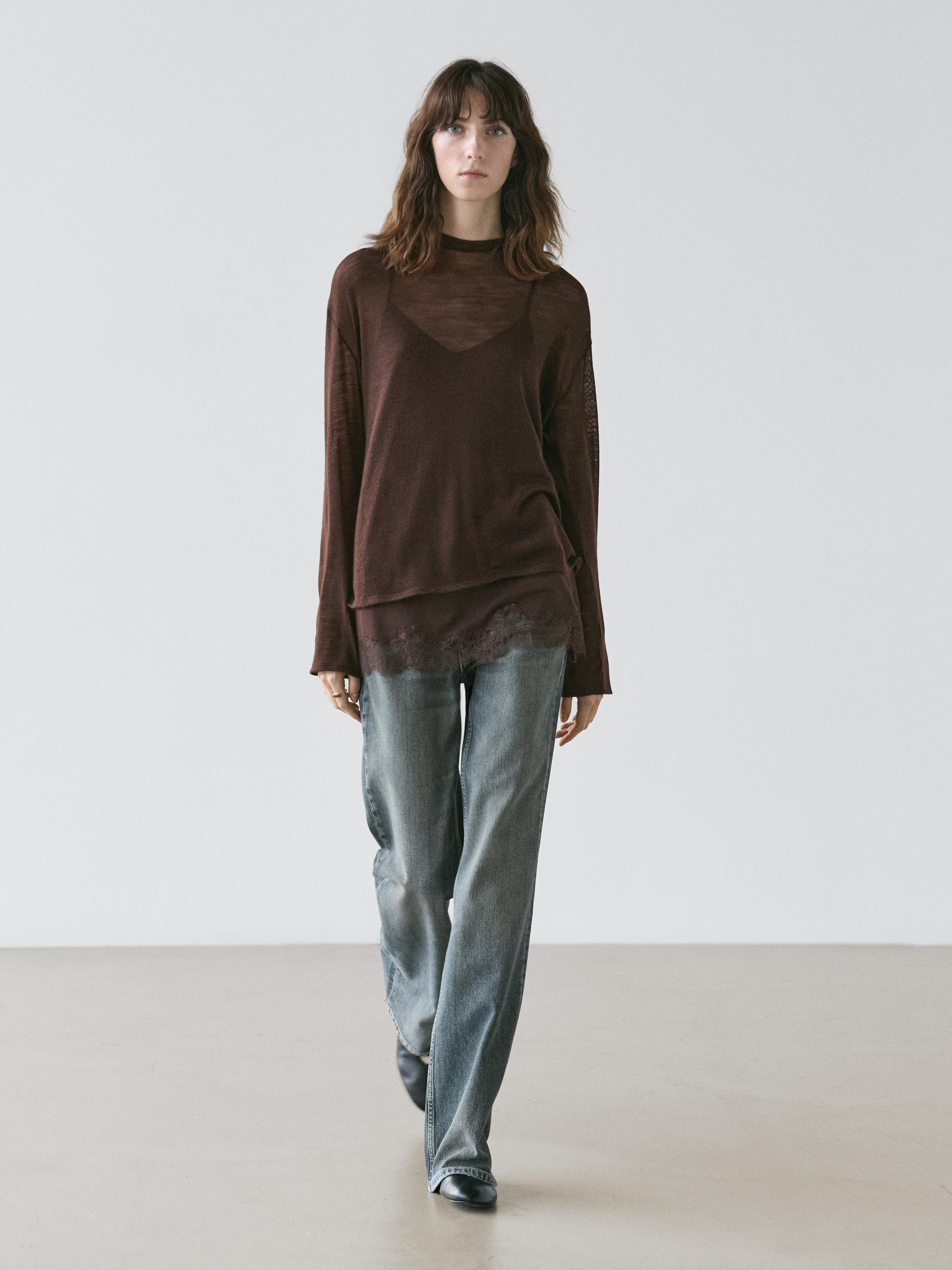 Long sleeve T-shirt with lace detail
