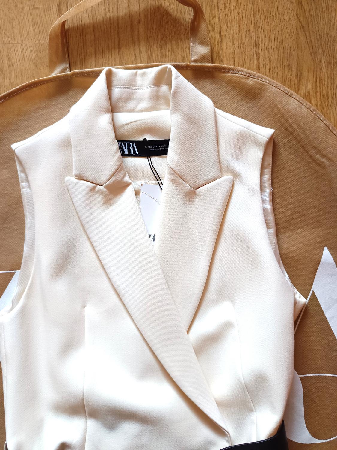 WRAP WAISTCOAT WITH BELT - Image 4