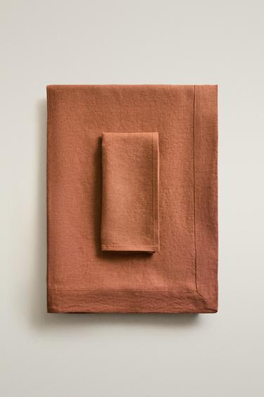 FADED LINEN TABLECLOTH — Brick 1