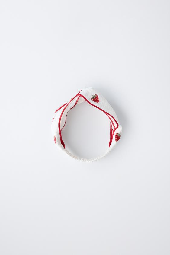 TURBANTE COM MORANGOS BORDADOS - Branco da Zara - Imagem 0