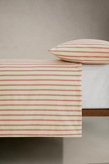 STRIPED PERCALE DUVET COVER (300 THREAD COUNT) - Red by Zara - Image 2