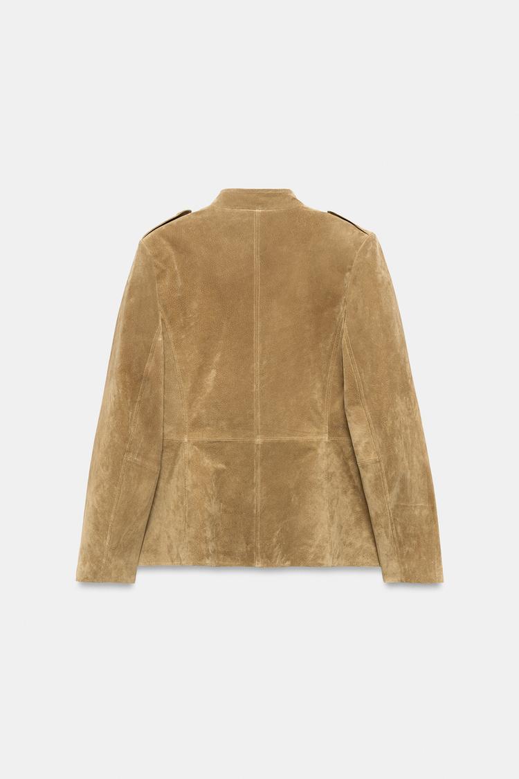 Chaqueta 100% piel con botones cubiertos 6