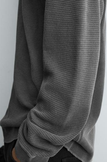 CAMISETA WAFFLE LAVADA - Gris oscuro de Zara