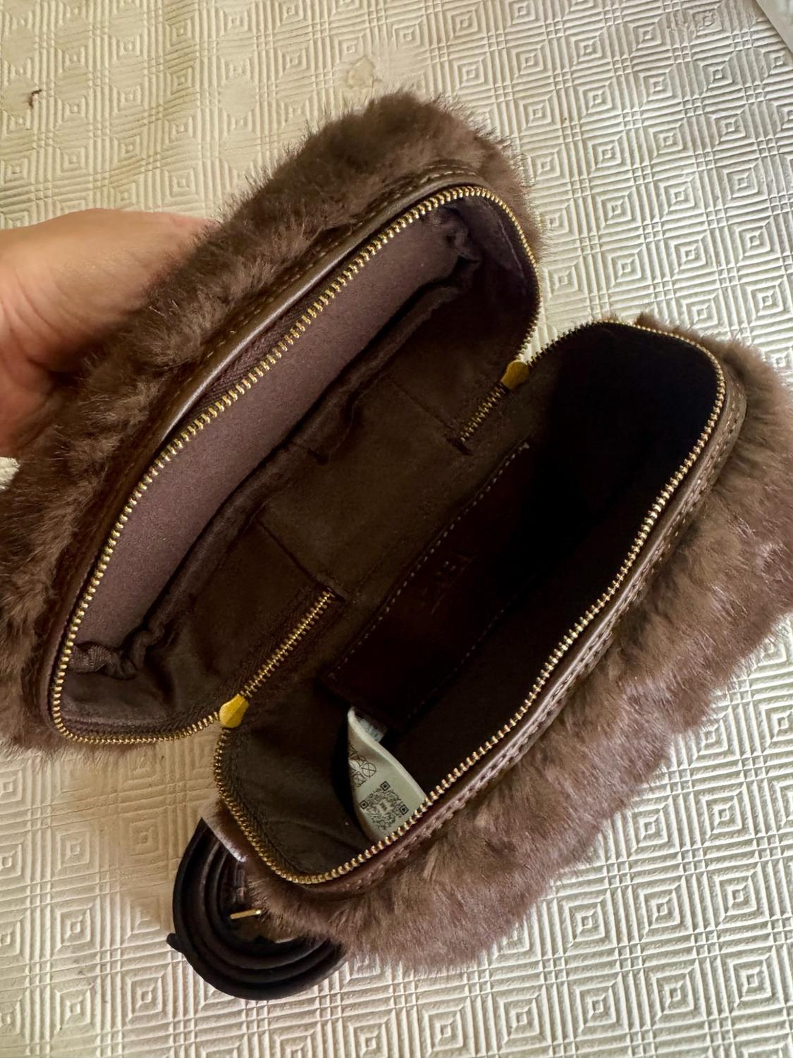 RIGID FAUX FUR BAG - Image 3