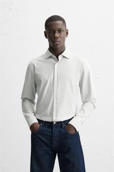 CAMISA REGULAR FIT - Raya verde de Zara