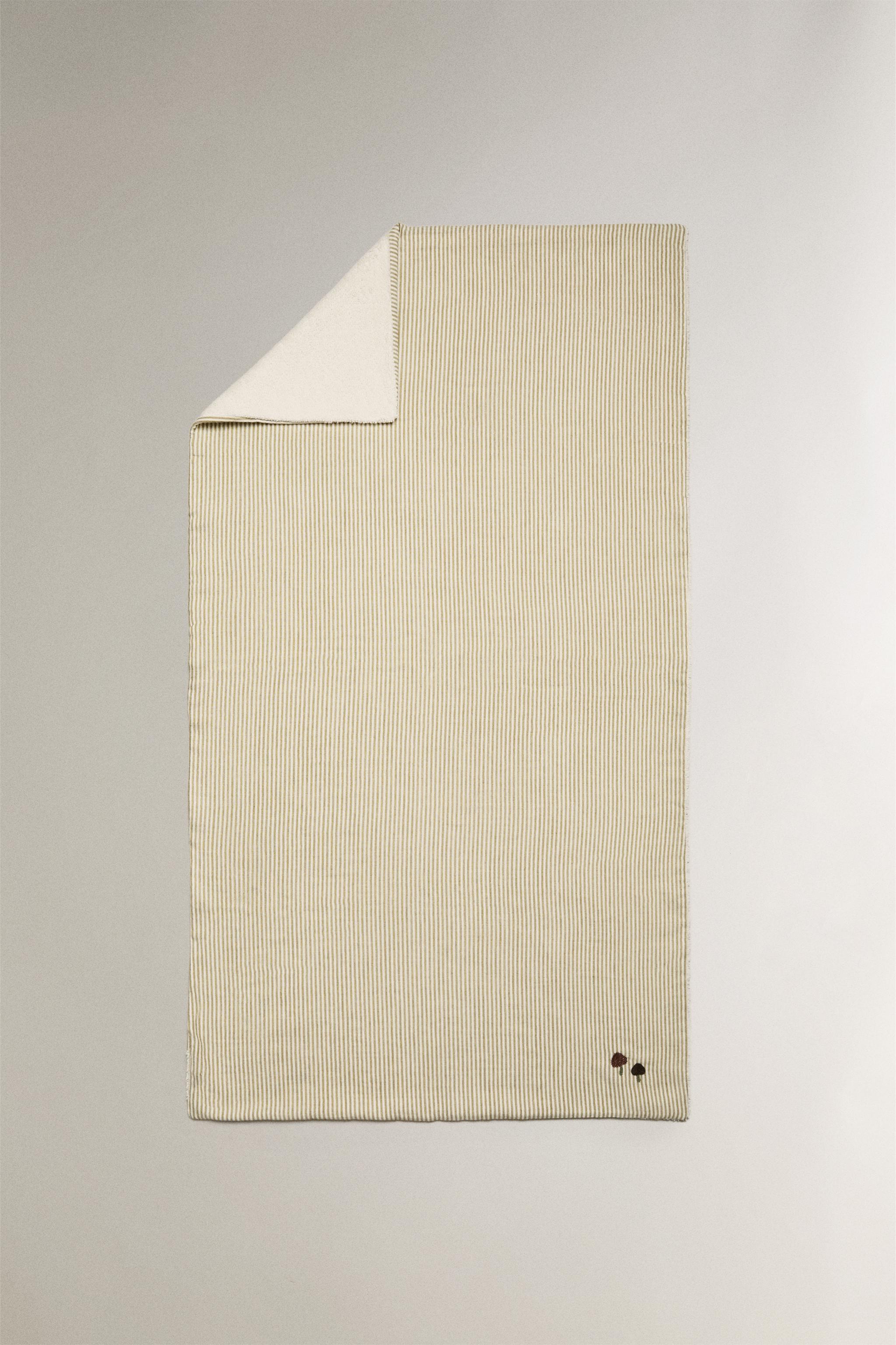 BABY CHIFFON STRIPED BATH TOWEL