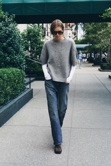PULL EN MAILLE OVERSIZE À MANCHES COURTES - Gris chiné de Zara - Image 3