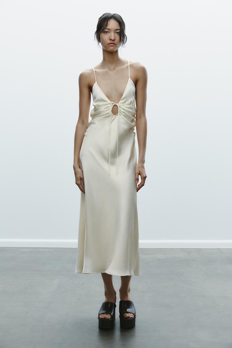 カットアウトディテール サテン ワンピース - オフホワイト | ZARA  