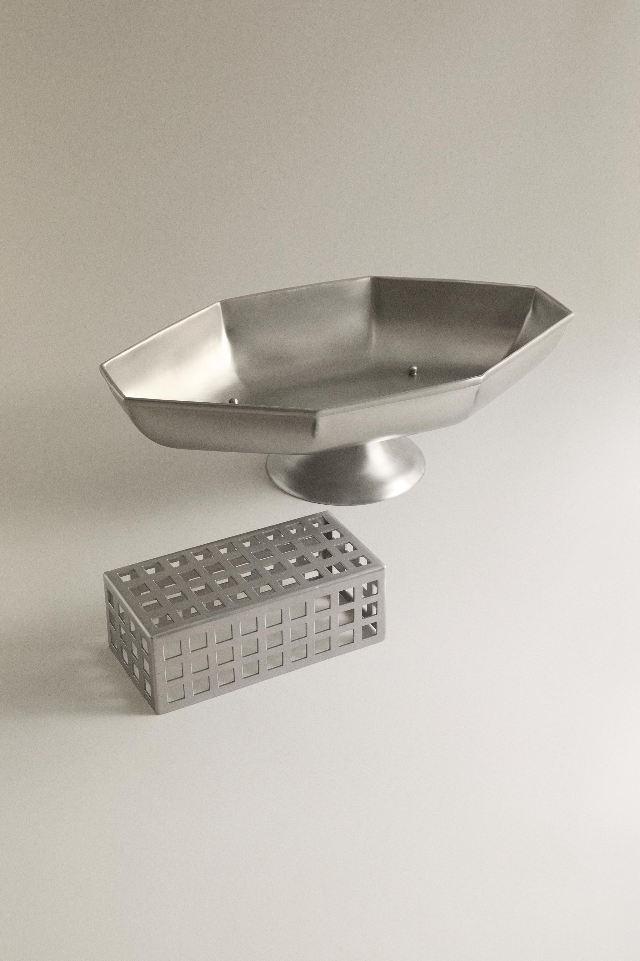 LARGE METAL TRAY | STUDIO MARY LENNOX — Silver