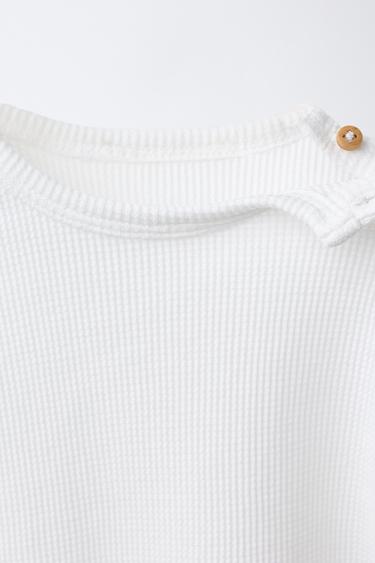 ENSEMBLE T-SHIRT ET BERMUDA WAFFLE UNI - Blanc cassé de Zara - Image 2