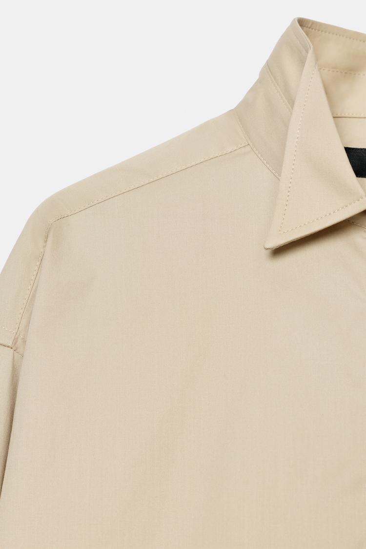 Camisa de cuello esmoquin de la colección ZW 7