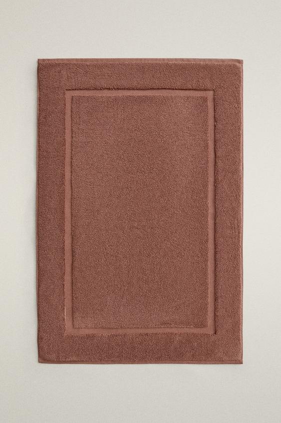 SOFT TERRY BATH MAT - dark russet by Zara - Image 0