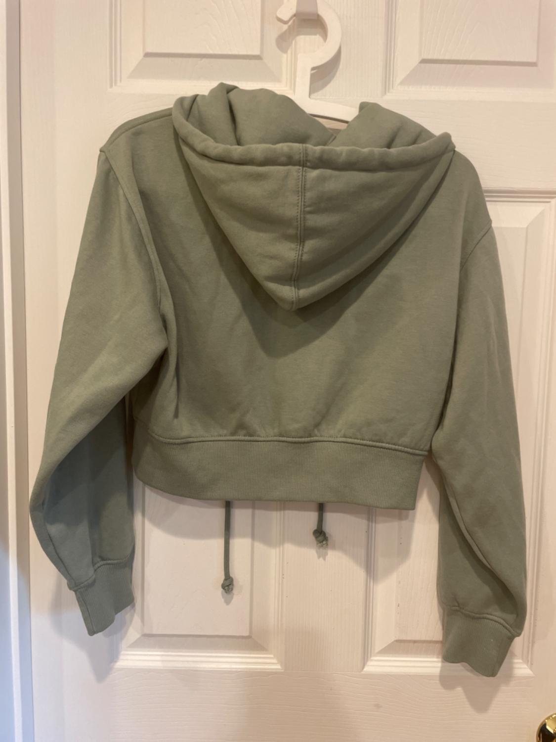 BASIC HOODIE SWEATSHIRT - Image 2