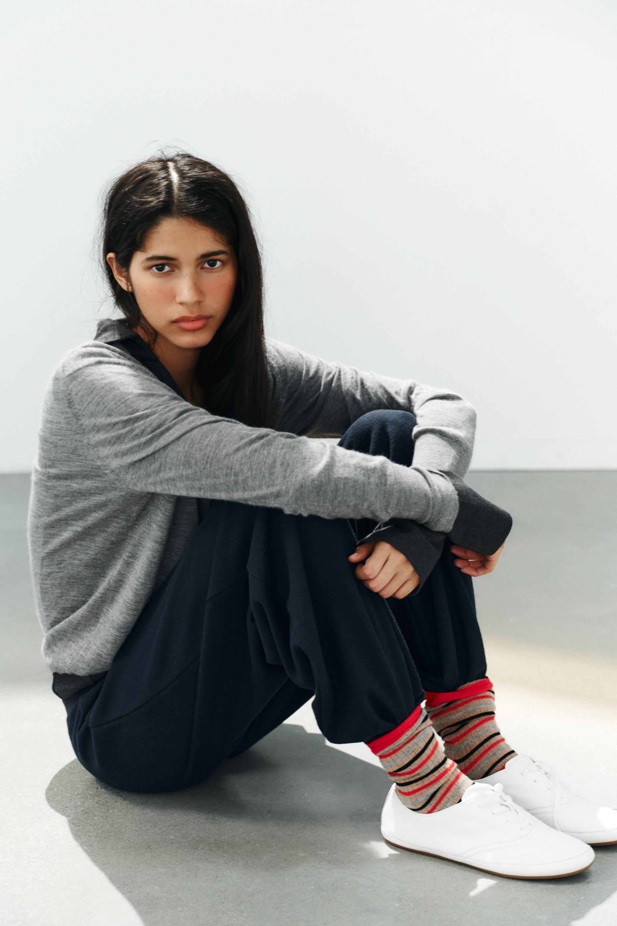 STRIPED RIBBED PRINTED SOCKS