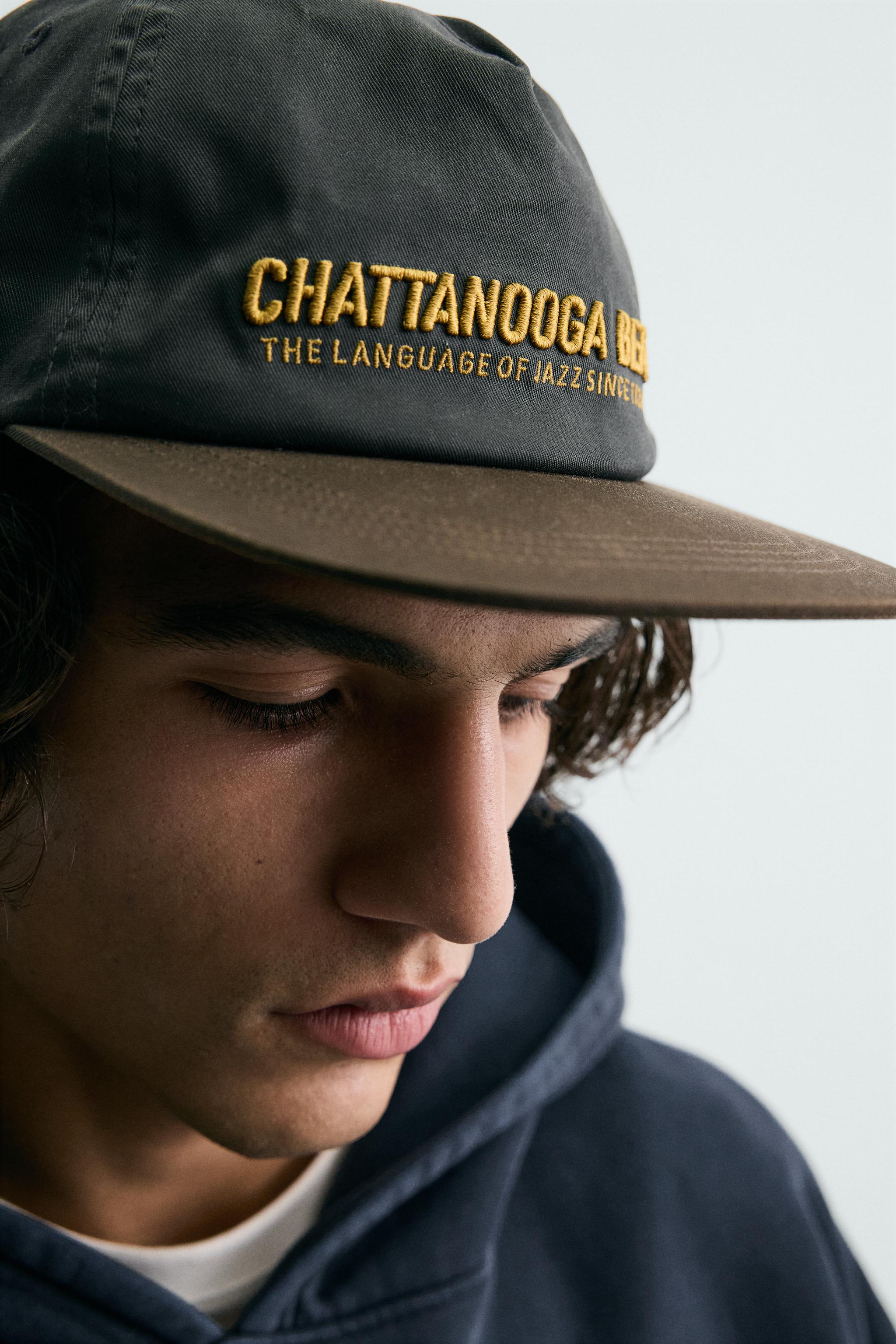 EMBROIDERED FLAT VISOR CAP